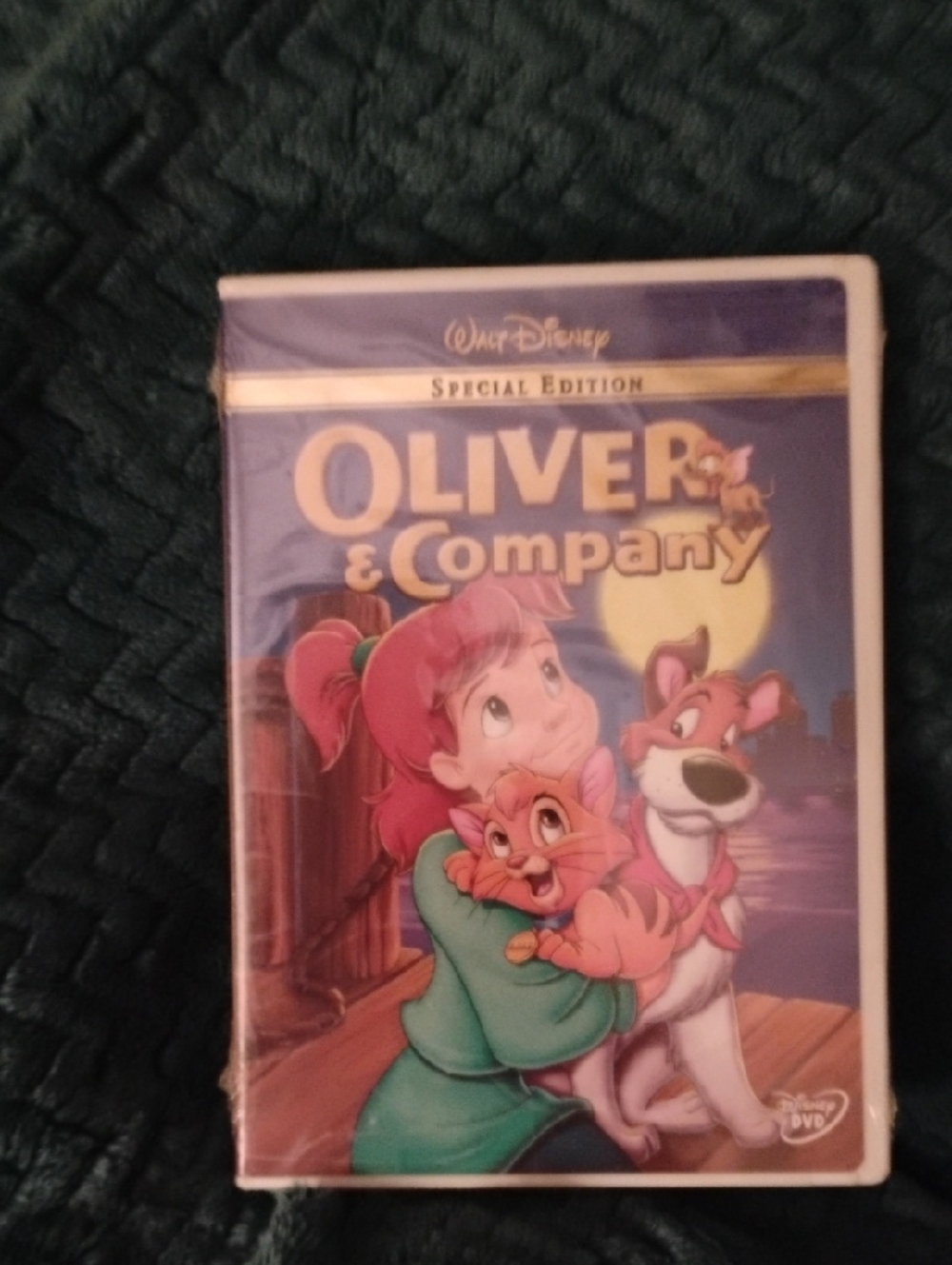 Disney Oliver & Company DVD with Blue, Pink, Green, Yellow Artwork